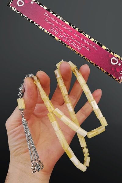 Sevgililer Gününe Özel Beyrut Toz Kehribar Tesbih 2 Baş Harfli Özel Kutulu Tespih Sevgiliye Özel