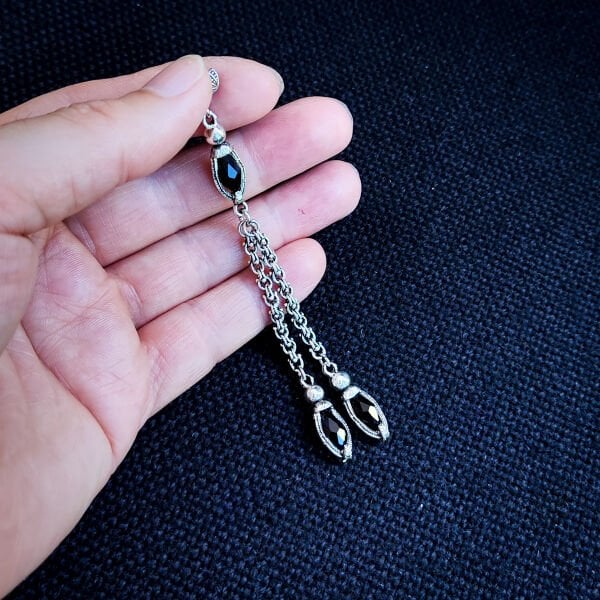 8 Gram Siyah Zirkon Taşlı Pirinç Kazaz Püskül