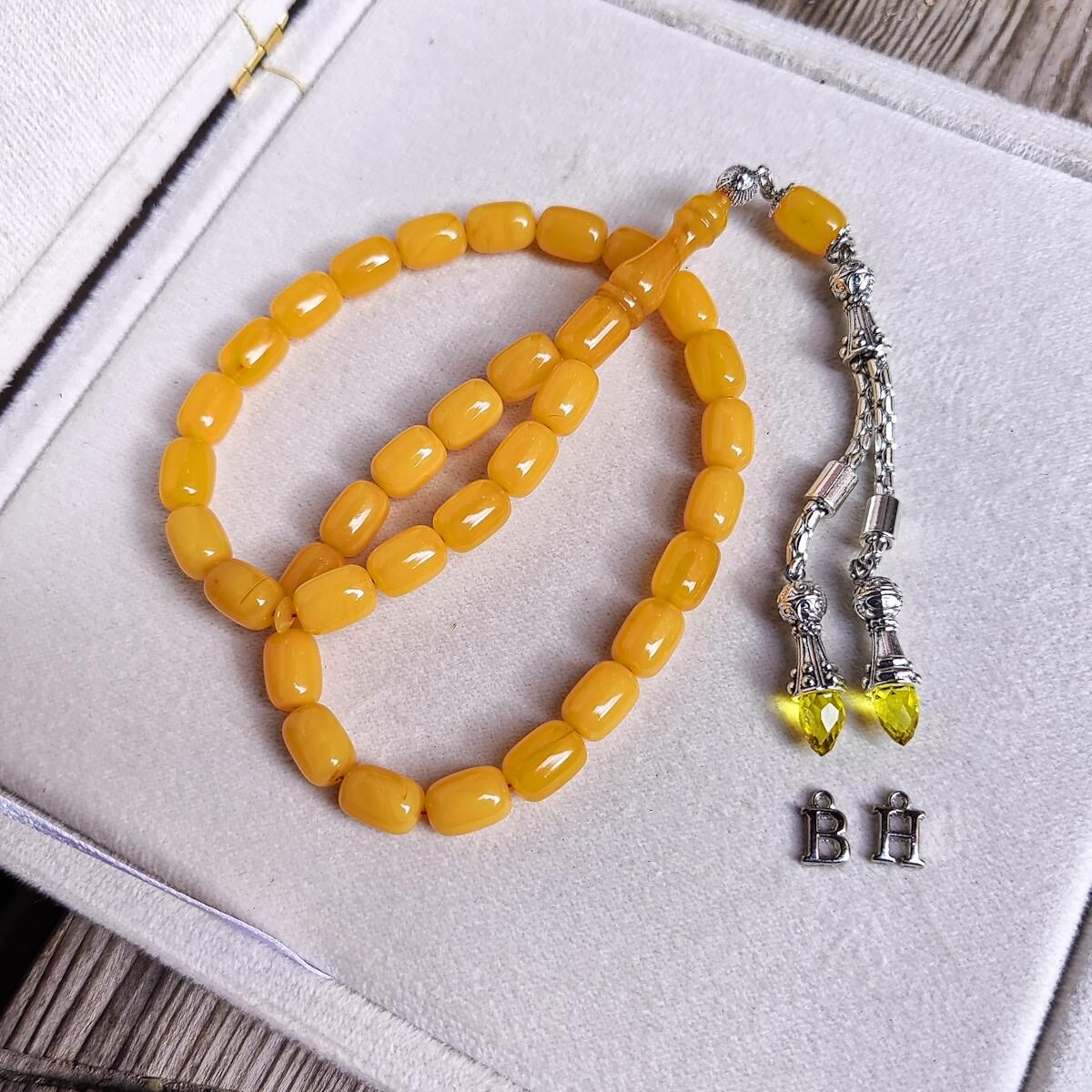 8*11 mm Kapsül Sarı Hareli Sıkma Kehribar Tesbih Erkek Hediyelik Tespih Ahşap Kutulu