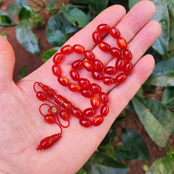 Sandık Malı 8x11 mm Mesut Elma Usta İmzalı Mişmişi Sıkma Kehribar Tesbih