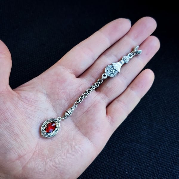 9 Gram Antik Gümüş Kaplama Kırmızı Mineli Pirinç Püskül