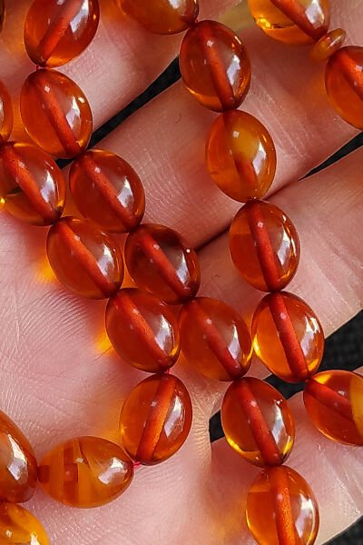 Ebu Sırr İmzalı 9x12 mm Beyzi Sıkma Kehribar Tesbih Osmanlı Benzetme Tespih Ahşap Kutulu