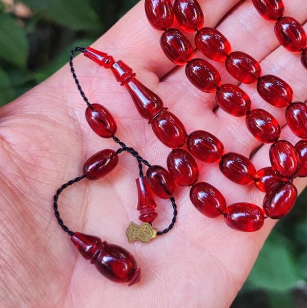 8x11 mm Ali Agiş Usta İşçilikli Vişne Rengi Zar Kehribar Tesbih - Şeffaf Delim Tespih