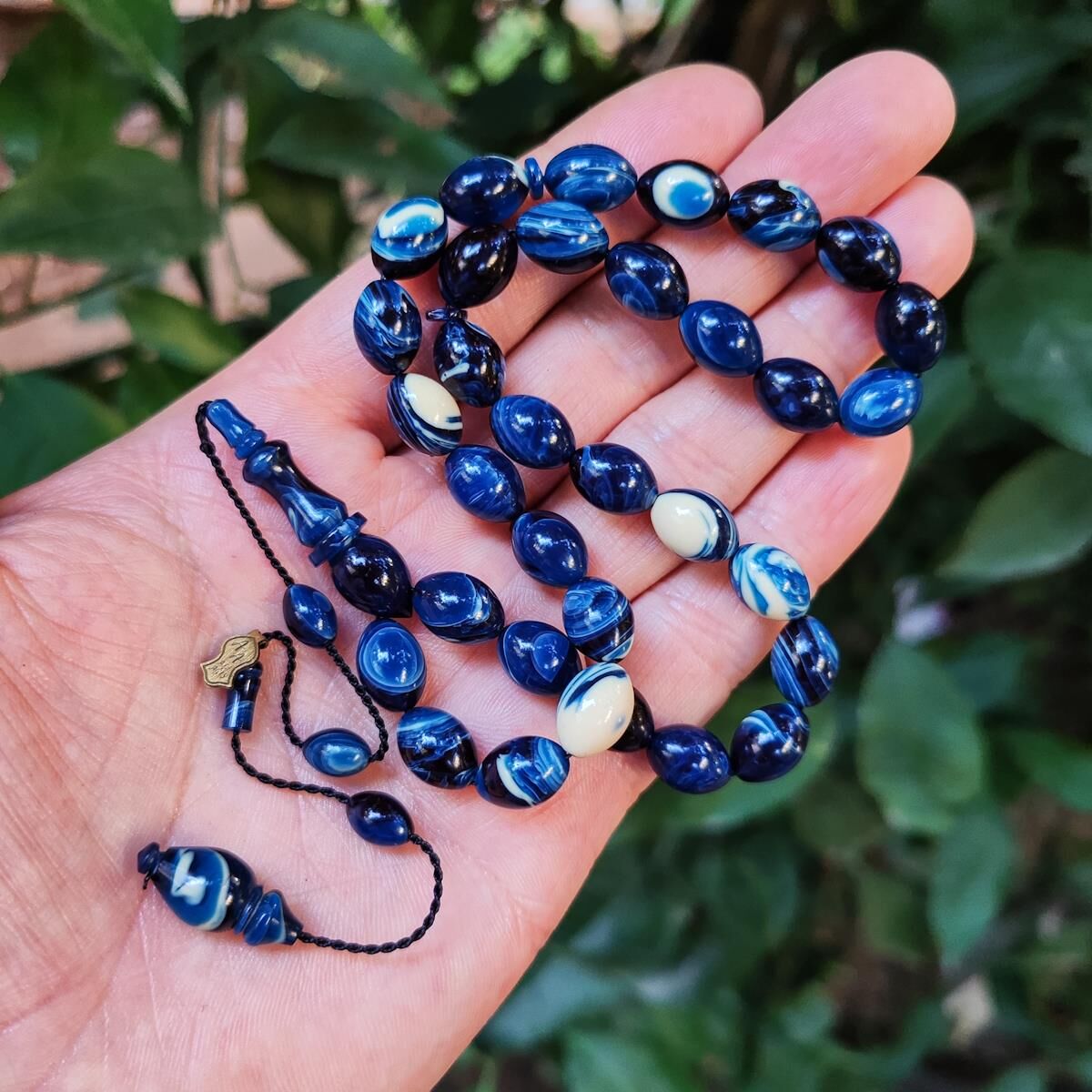 8x11 mm Ali Agiş Usta İşçilikli Mavi Beyaz Sıkma Kehribar Tesbih - Şeffaf Delim Tespih