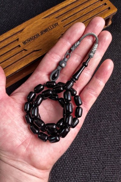 1000 Ayar Gümüş Kazazlı Siyah Sıkma Kehribar Tesbih, 7x11 mm Kapsül Kesim Tespih, Ahşap Kutulu