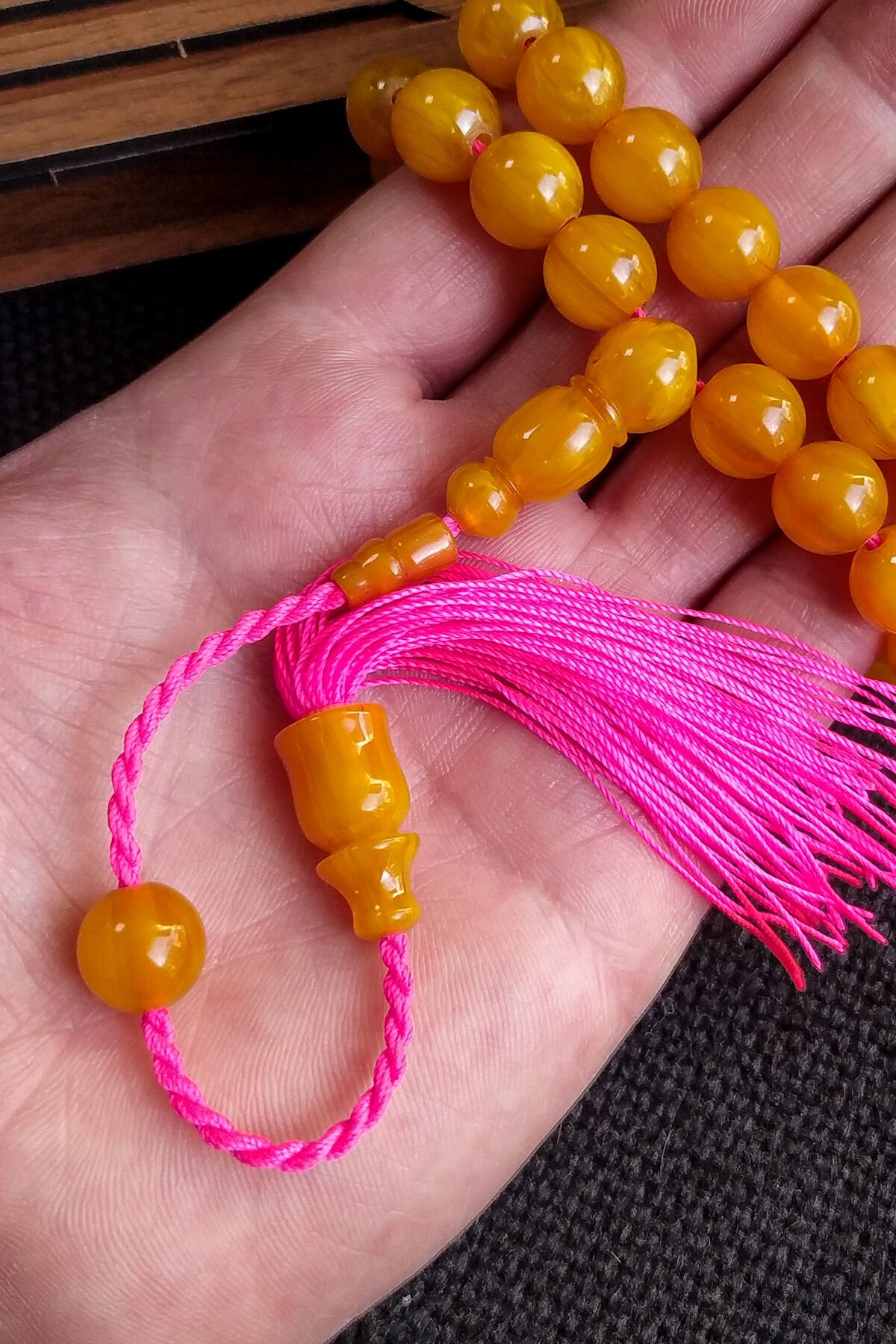 11x11 mm Helezon Hare Sıkma Kehribar Tesbih, Cedit Faturan, Mehmet Başkut Usta İşçilikli Havşalı