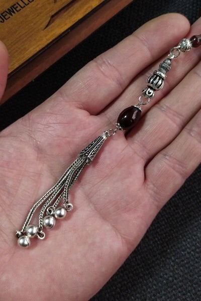 Koleksiyonluk 9X12 mm Vişne Rengi Helezon Damarlı Sıkma Kehribar Tesbih - Osama Omari Usta İşçilikli