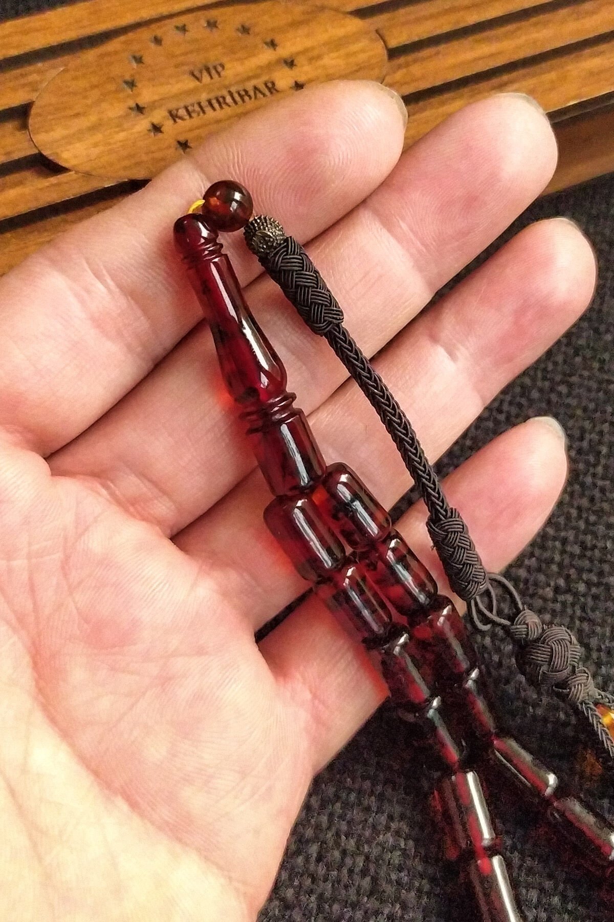 7x11 mm Fosilli Baltık Damla Kehribar Tesbih El Örmesi Trabzon Kazaziye 14 Gram Ahşap Kutulu