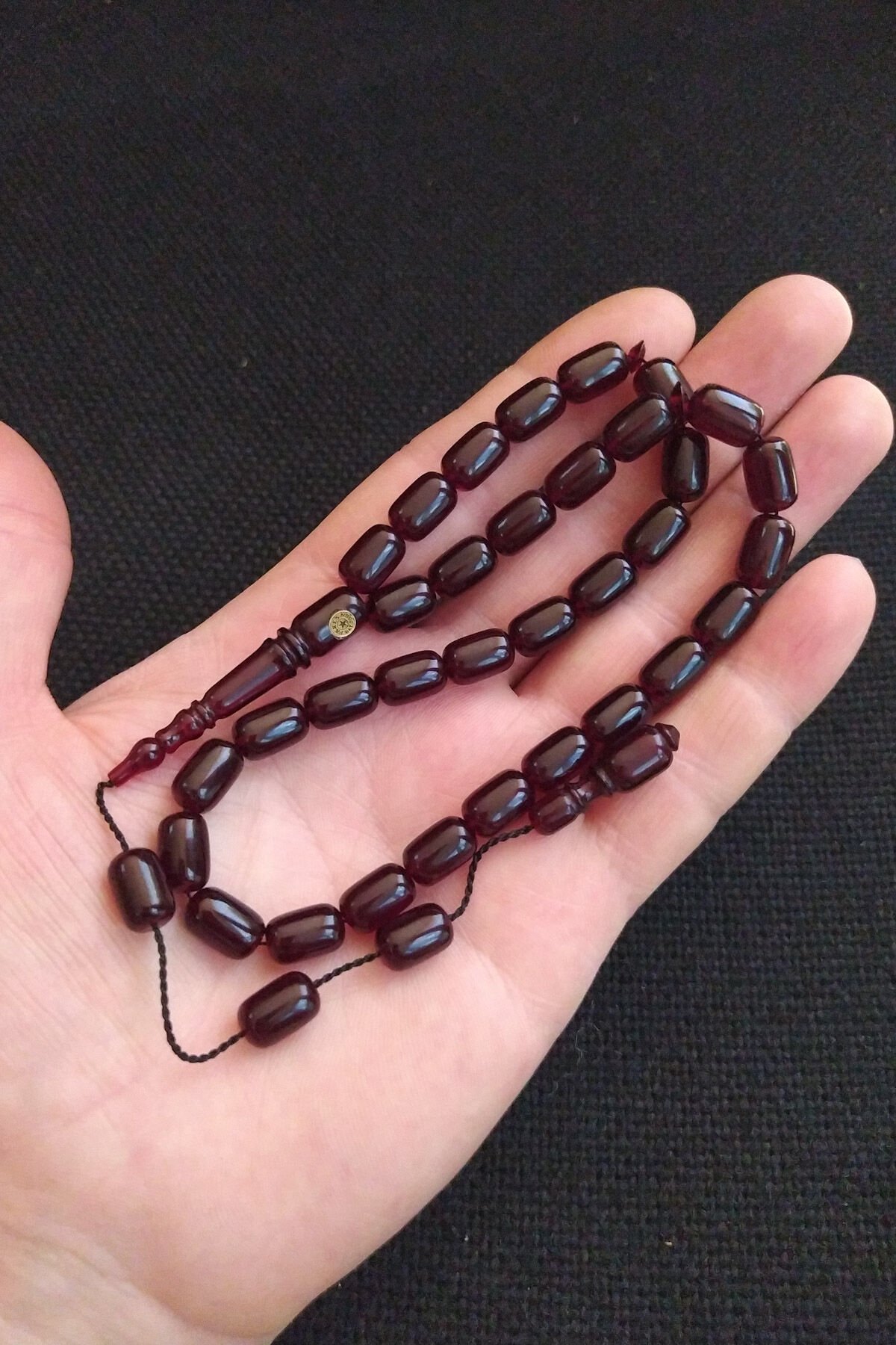 Fares Baydoun Usta İşçilikli Vişne Rengi Ateşi Kehribar Tesbih Ahşap Kutulu Püskül Hediyeli Tespih