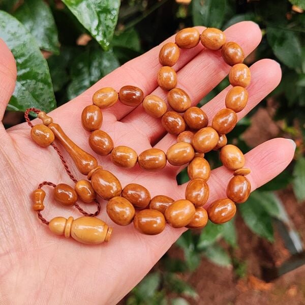 Abdullah Ceniklioğlu Usta İşçilikli Kuka Tesbih - 11,5x10 mm Küre Kesim