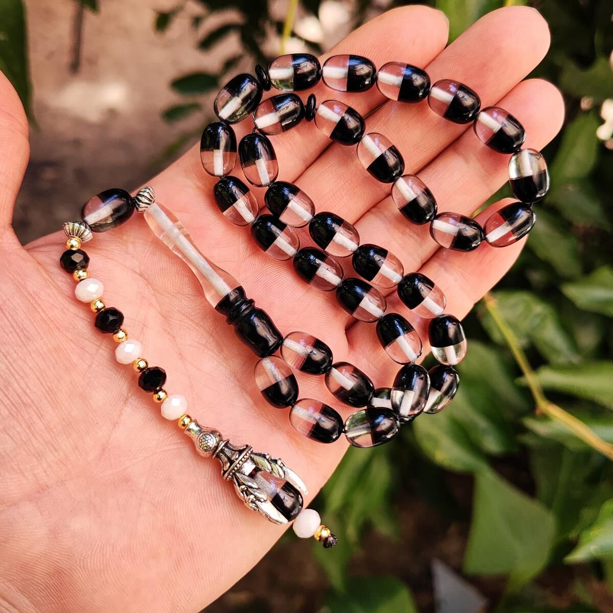 9x12 mm Pençe Model Siyah Beyaz Taraftar Tesbih - Pleksi Glass Uçak Camı Tesbih