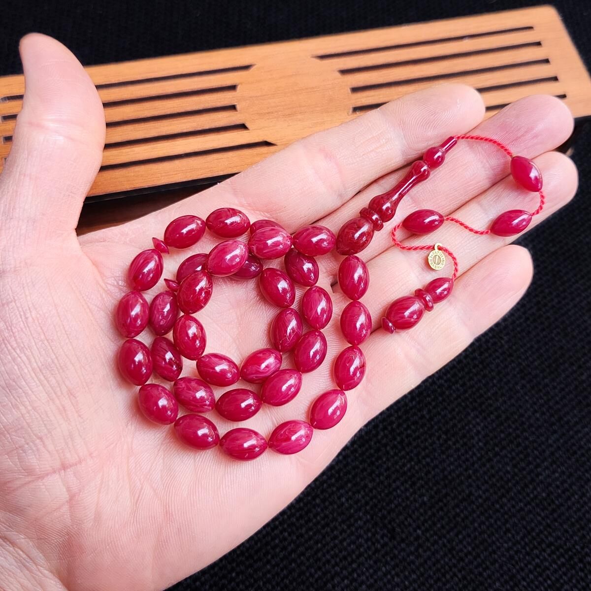 8x12 mm Vişne Rengi Fatih Erbabacan Usta İşçilikli Sıkma Kehribar Tesbih