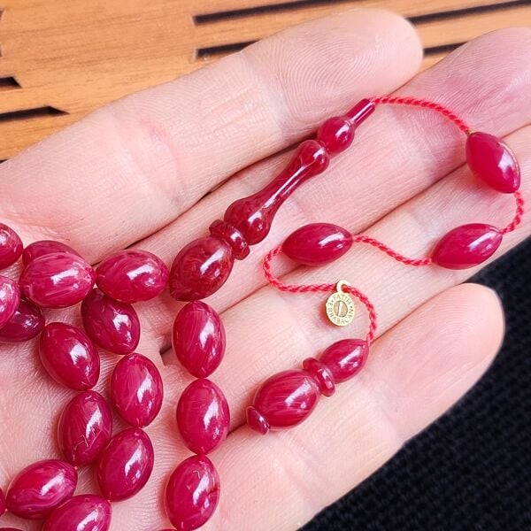 8x12 mm Vişne Rengi Fatih Erbabacan Usta İşçilikli Sıkma Kehribar Tesbih
