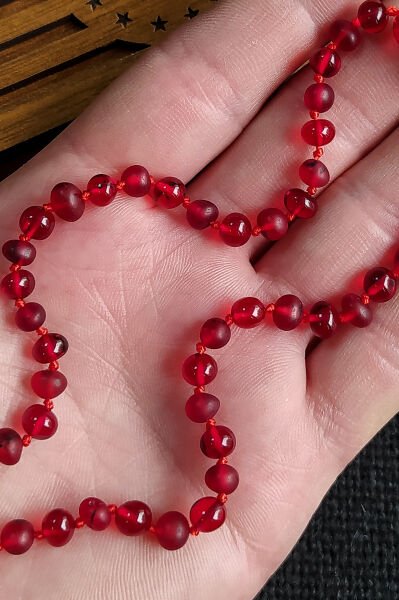 Sertifikalı Mat Kırmızı Kehribar Kolye Kız Erkek Bebek Diş Kolyesi 4-7 Yaş 35 cm