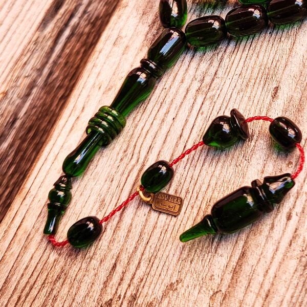 8x12 mm İmame Halkalı Zümrüt Rengi Zar Kehribar Tesbih - Ebu Sırr Usta İşçilikli