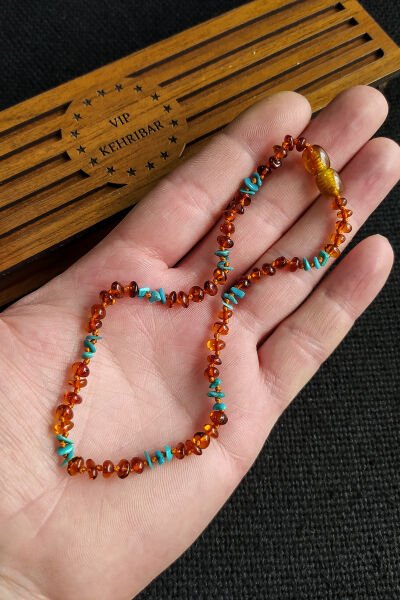 Sertifikalı Turkuaz Doğaltaşlı Konyak Rengi Kehribar Kolye Kız Erkek Bebek Diş Kolyesi 0-3 Yaş 32 cm