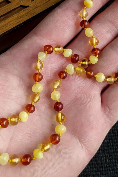 Sertifikalı Süt Konyak Kehribar Kolye Kız Erkek Bebek Diş Kolyesi 4-7 Yaş 35 cm