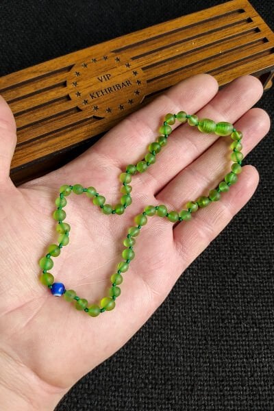 Sertifikalı Mat Yeşil Nazarboncuklu Kehribar Kolye Kız Erkek Bebek Diş Kolyesi 0-3 Yaş 32 cm