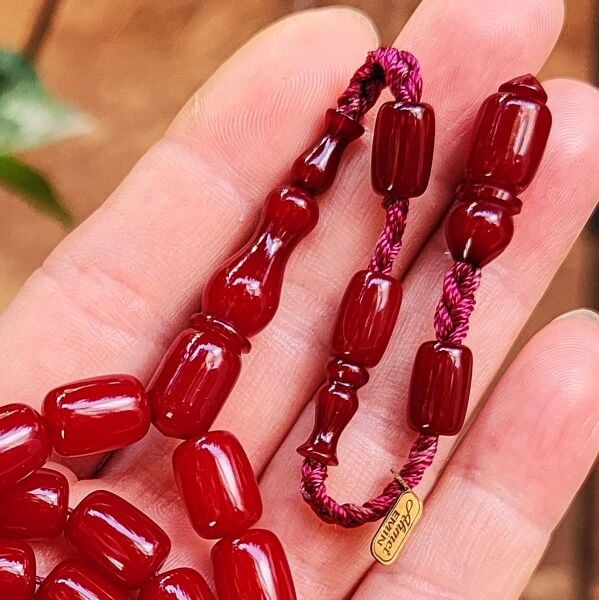 9x12 mm Ahmet Emin İmzalı Vişne Rengi Sıkma Kehribar Tesbih - Osmanlı Benzetme