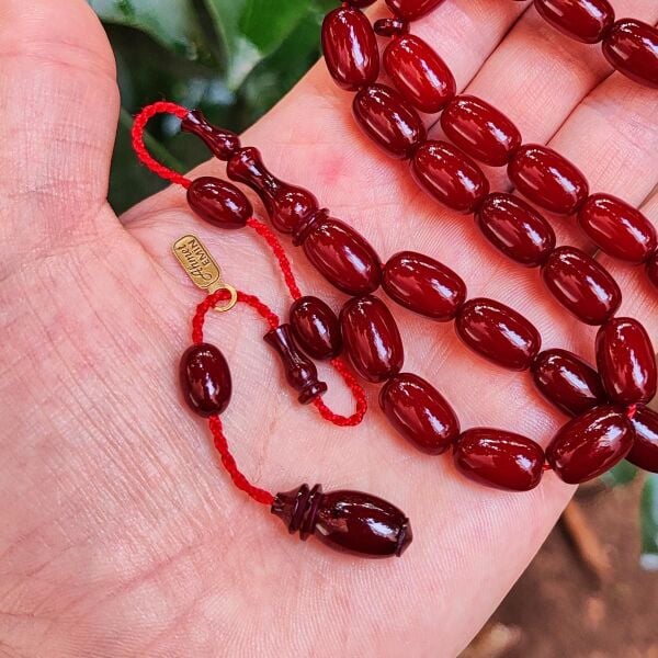 9x13 mm Ahmet Emin İmzalı Vişne Rengi Faturan Sıkma Kehribar Tesbih - Havşalı Kolye Model