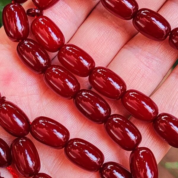 9x13 mm Ahmet Emin İmzalı Vişne Rengi Faturan Sıkma Kehribar Tesbih - Havşalı Kolye Model