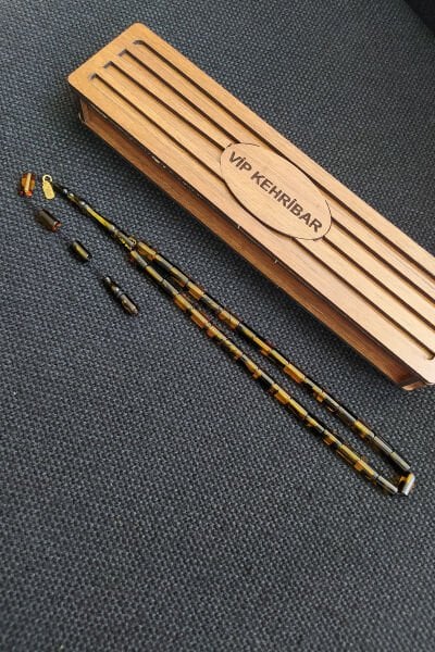 5,5x10 mm Kesme Ateşi Kehribar Tesbih Ayhan Turan Usta İşçilikli İmzalı Sistemli Tespih Ahşap Kutulu